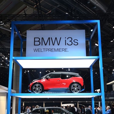 BMW i3 po face liftingu: debiut we Frankfurcie