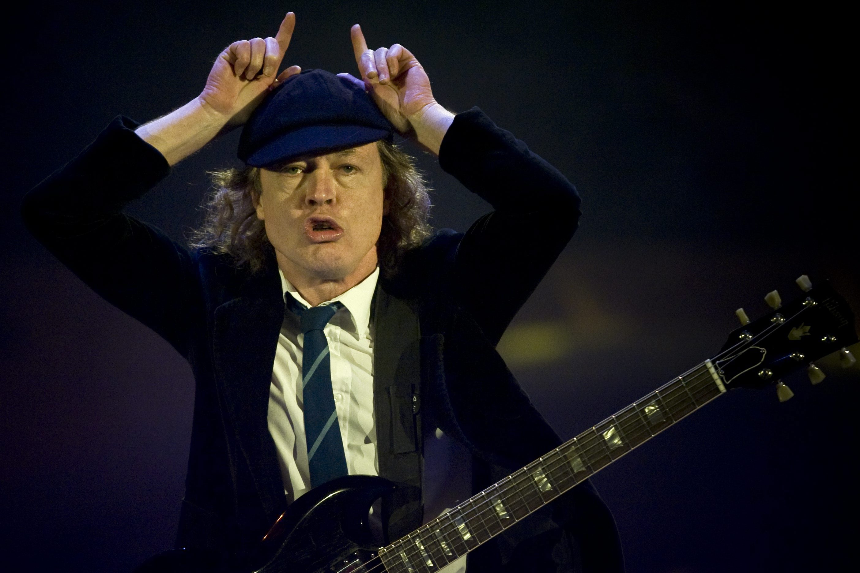 Małe wielkie gwiazdy: Angus Young z AC/DC