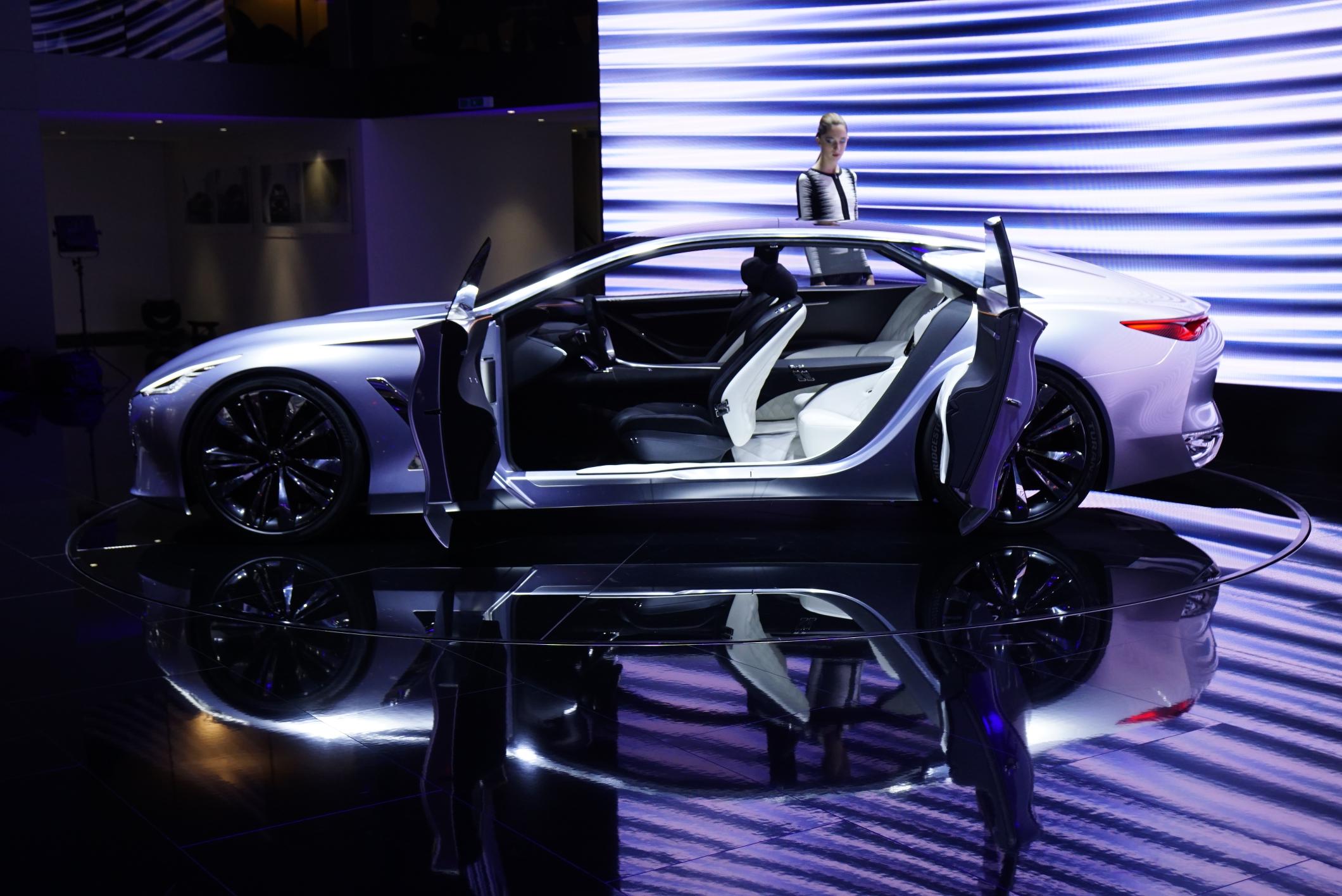 Infiniti Q80