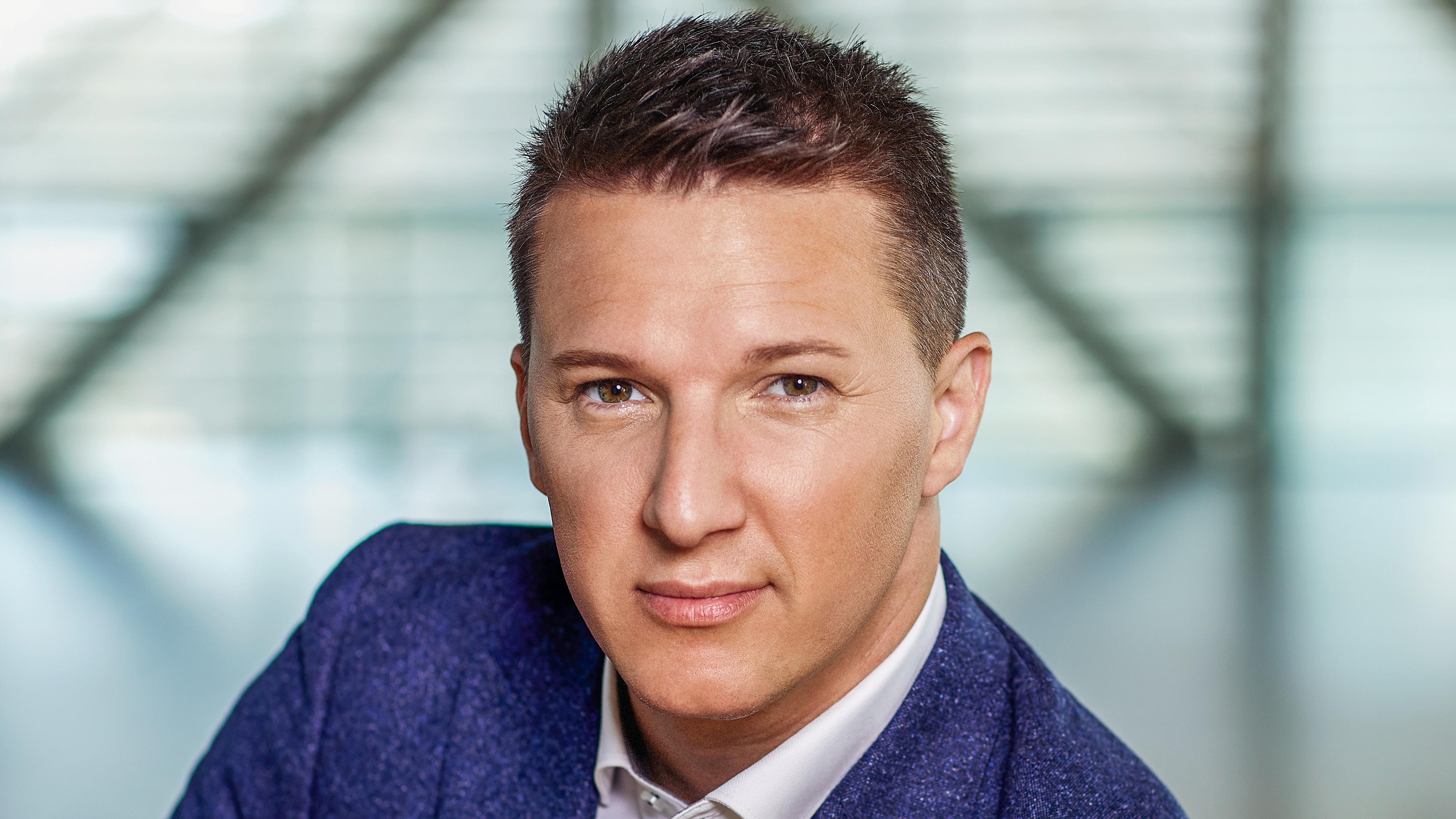 Cuki családi fotót osztott meg Gájer Bálint - ilyen nagyot nőtt a fia