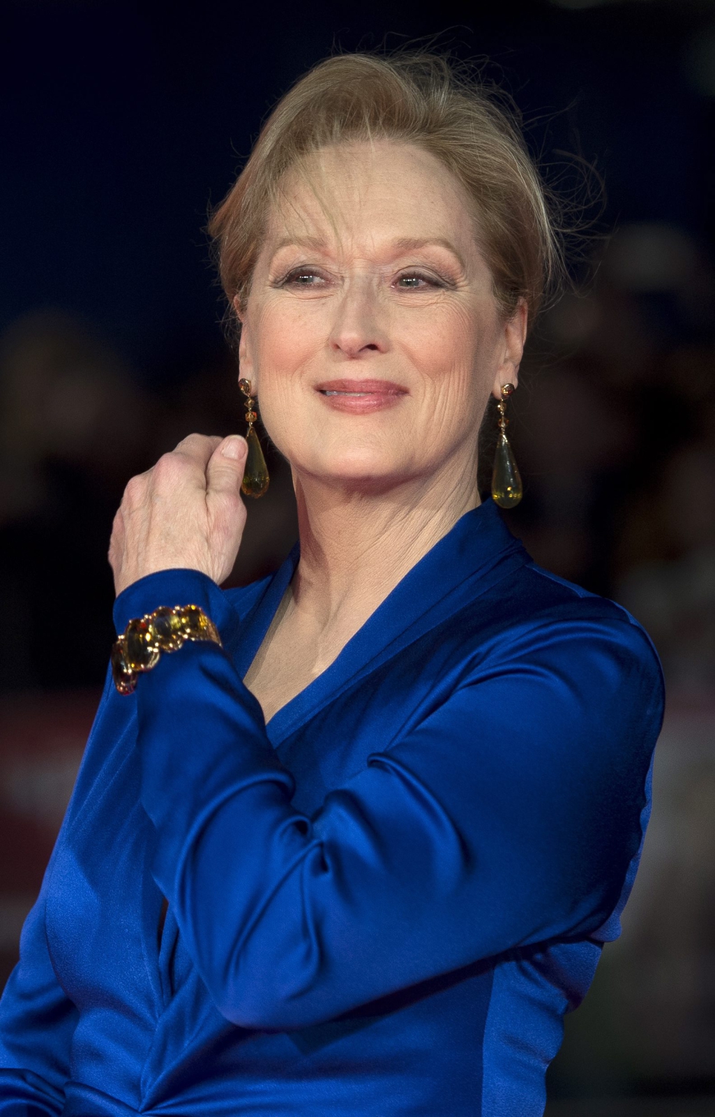 Meryl Streep pojawia się w obrazie tylko na chwilę, ale w bardzo istotnej roli - słynnej aktywistki Emmeline Pankhurst. Przy okazji premiery