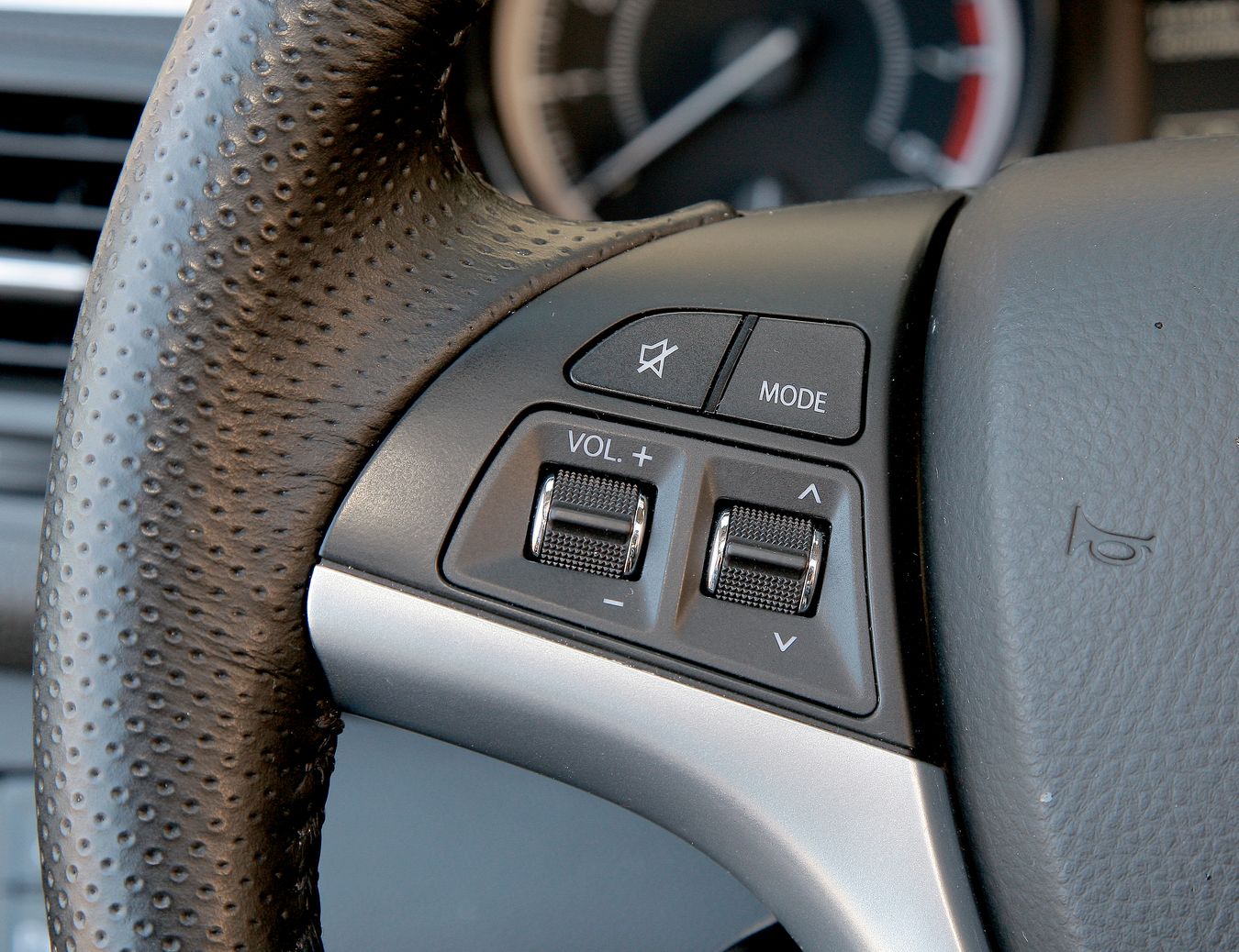 Suzuki kizashi