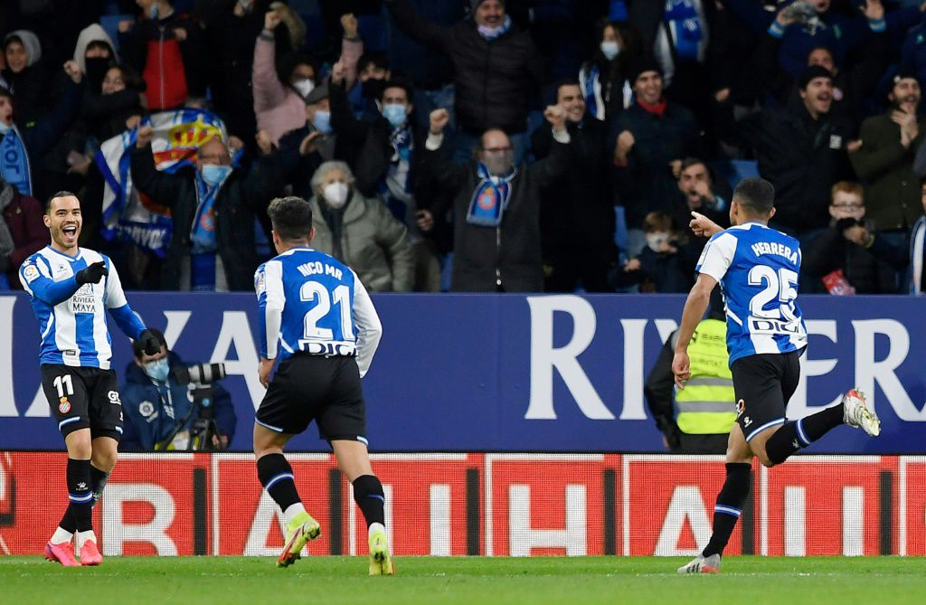 Sociedad miss chance to go top with Espanyol defeat