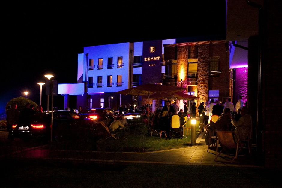 Brant Hotel & Restaurant