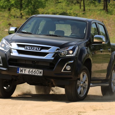 Isuzu D-Max 1.9 - Silnik mały, ale daje radę