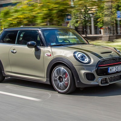 Mini Cooper 2.0 John Cooper Works - imponuje jazdą, wyglądem i ceną
