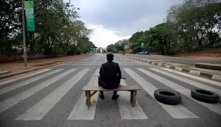 Eerily quiet Nigerian street during the COVID-19 lockdown (The Africa Report)