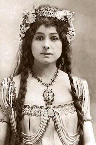 Louise Eugenie Alexandrine Marie David w 1898