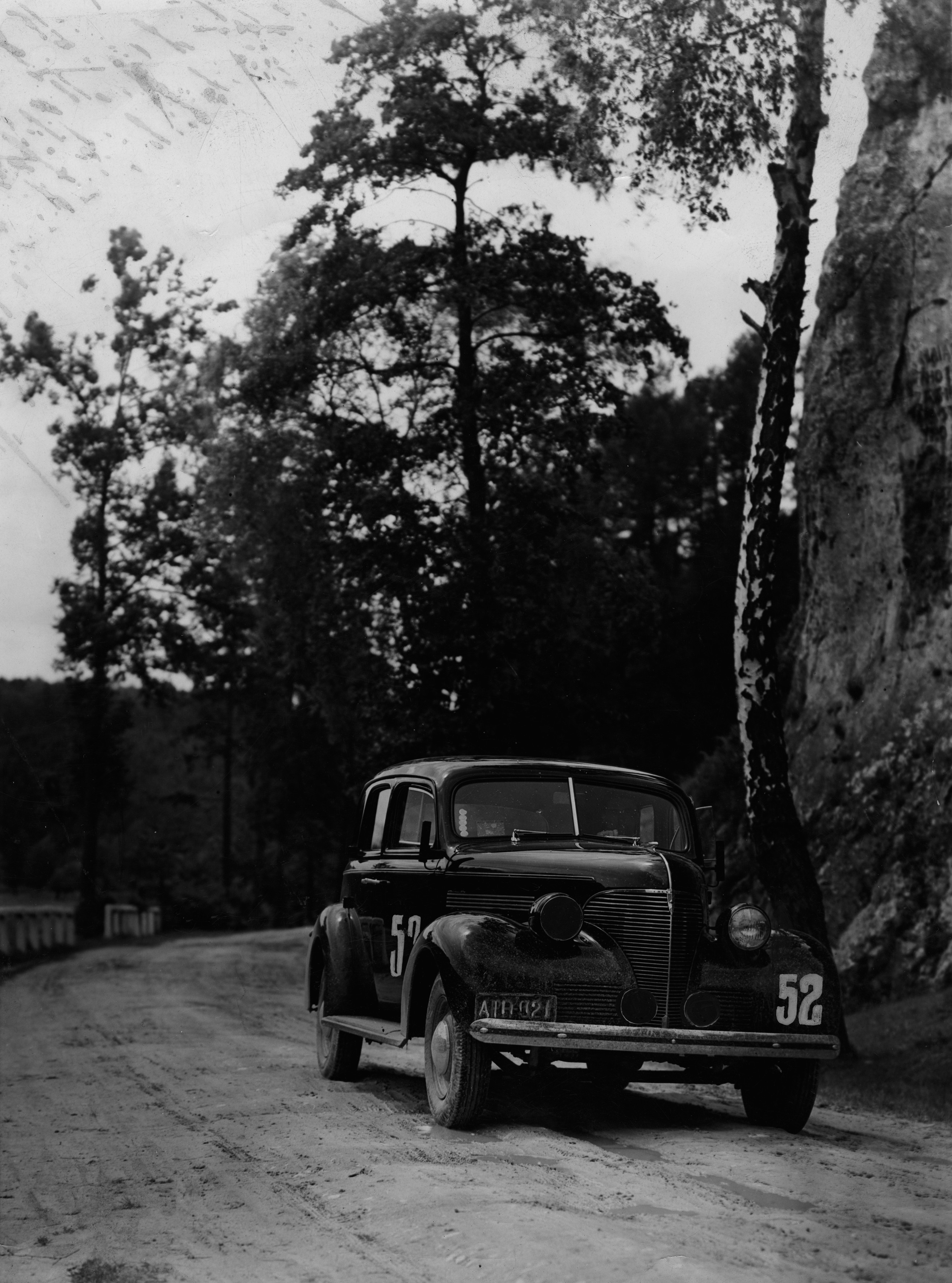 Chevrolet model 1939 roku, z warszawskiej montowni.