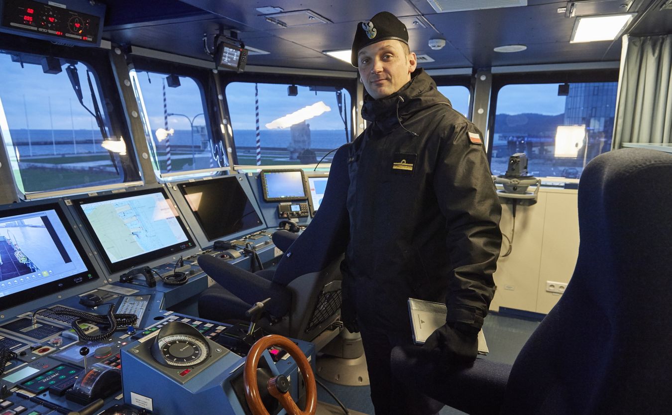 Dowódca niszczyciela min ORP Kormoran, kmdr ppor. Michał Dziugan II