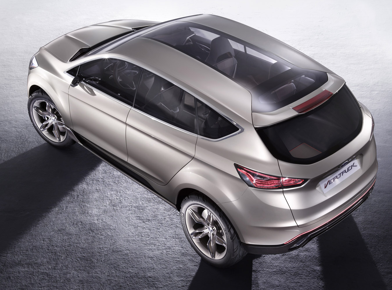 Oto ford vertrek concept - prototyp prosto z Detroit. Samochód, który zdradza nam jaki będzie następca forda kugi...
