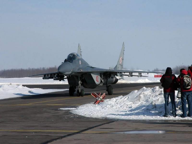 MiG 29 1 Litwa Siaulai siły powietrzne wojsko polskie Szymon Pulcyn