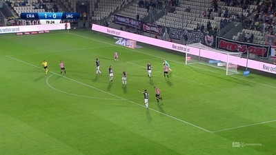 Cracovia - Jagiellonia (1:0): Wdowiak zmarnował doskonale zapowiadającą się akcję. Pasy mogły dobić rywala, ale nie takim strzałem...