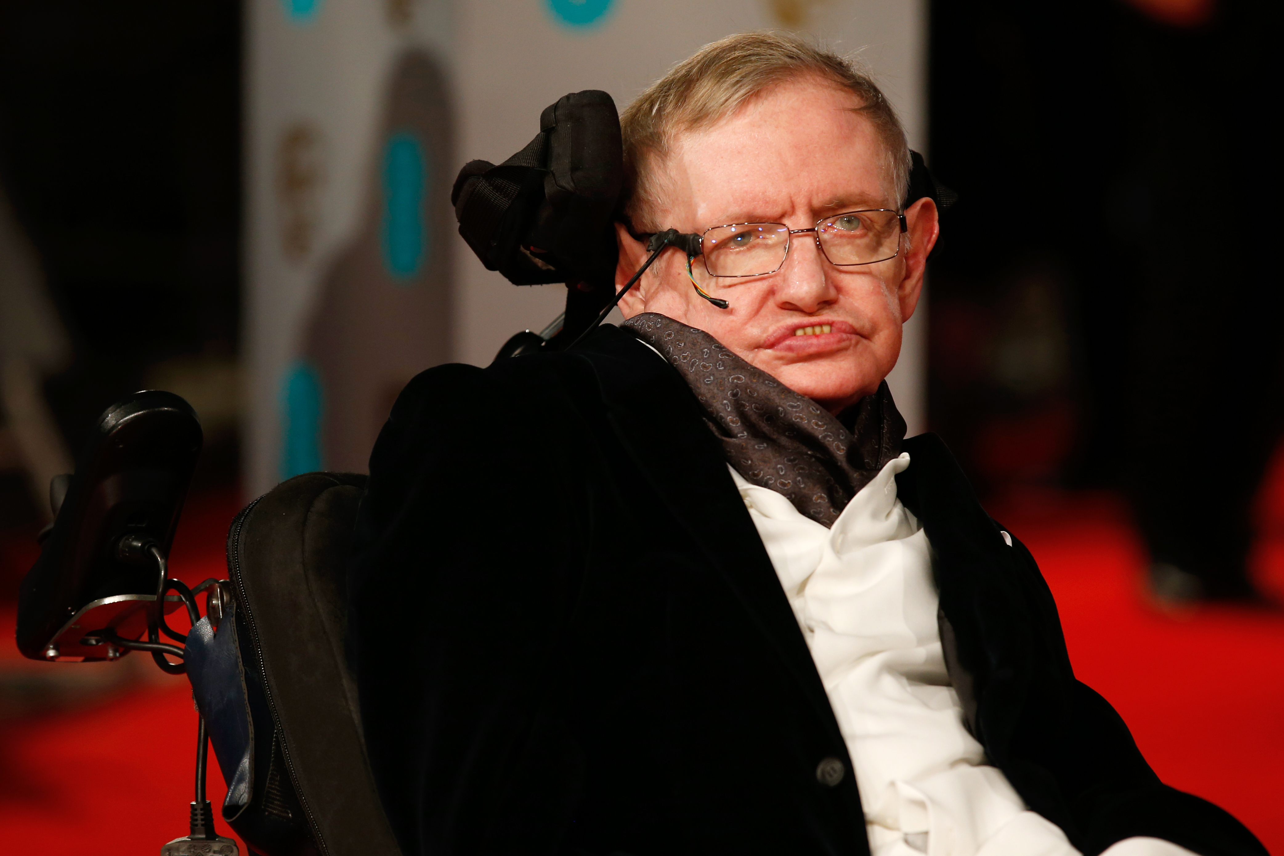 Így búcsúznak az Agymenők színészei Stephen Hawkingtól - Blikk