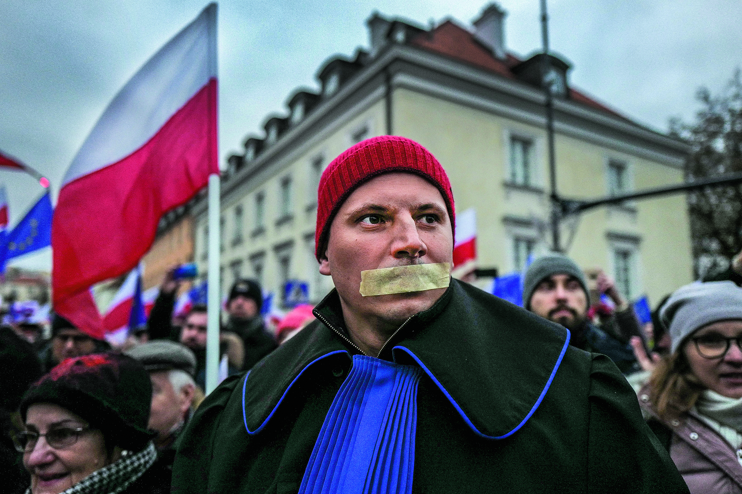 Marsz 1000 Tóg Sędziowie, prokuratorzy, adwokaci i radcy prawni protestują w milczeniu w obronie praworządności, Warszawa, 11 stycznia 2020 r.