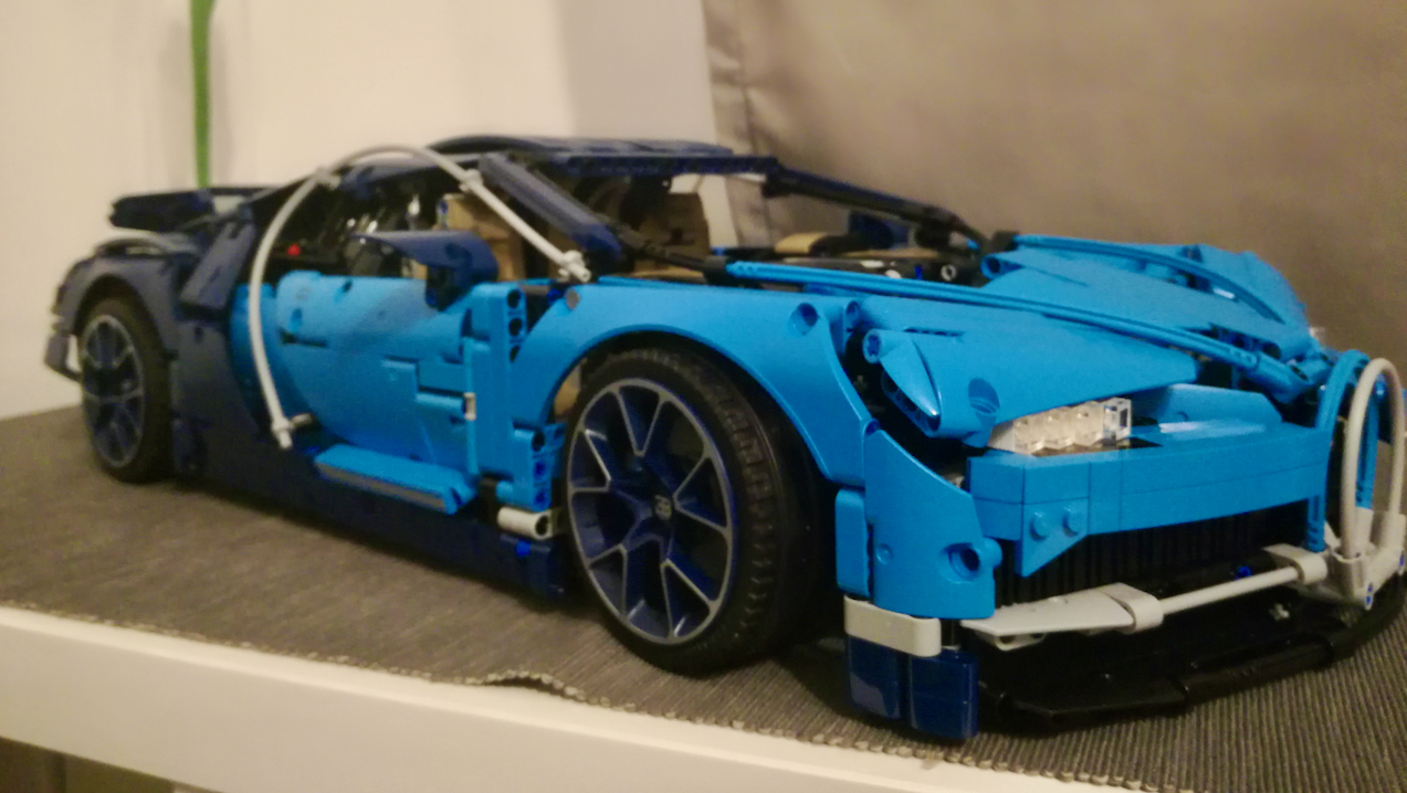 Bugatti Chiron z klocków Lego