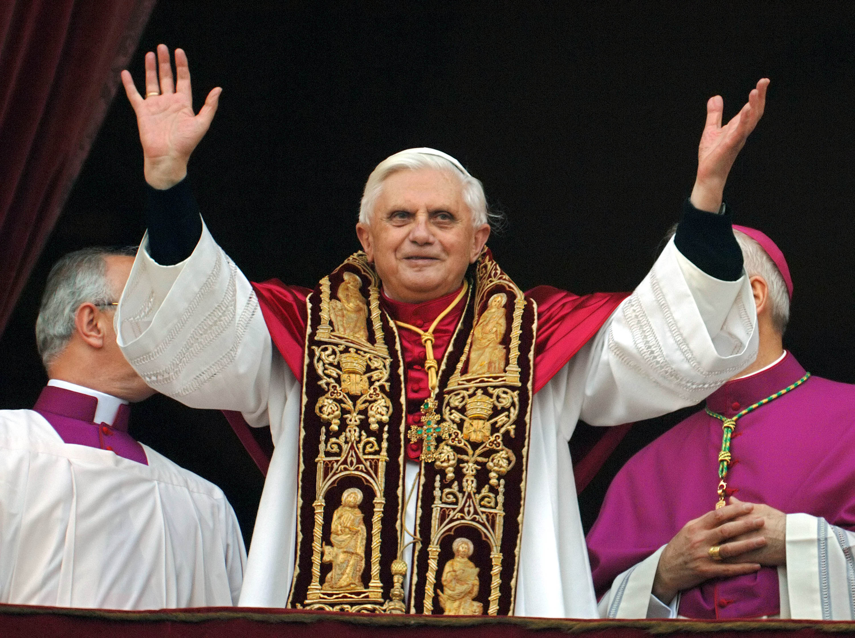 Papież Benedykt XVI ustępuje