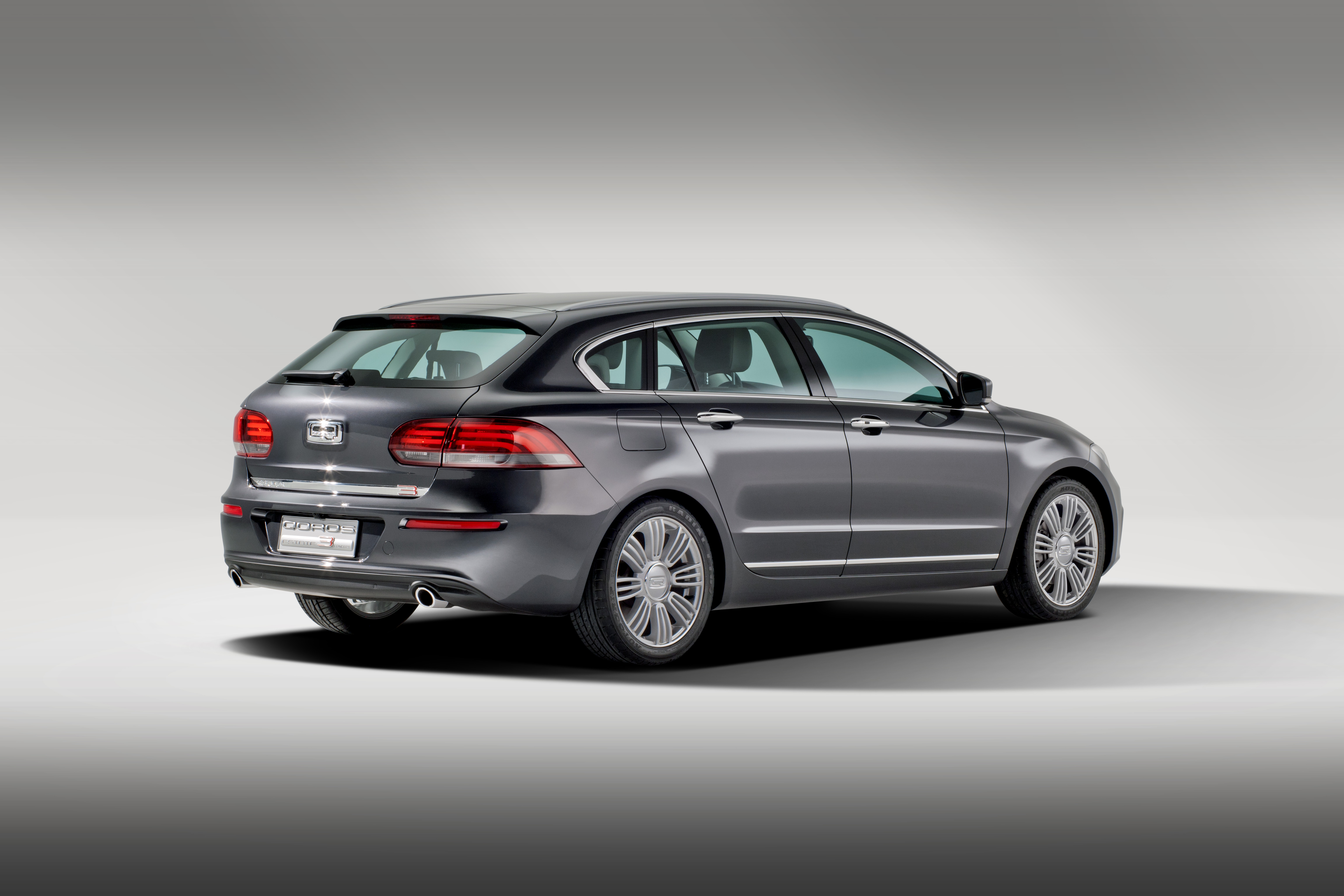 Qoros 3 Estate Concept - prototyp w 2013 roku zapowiadał kombi