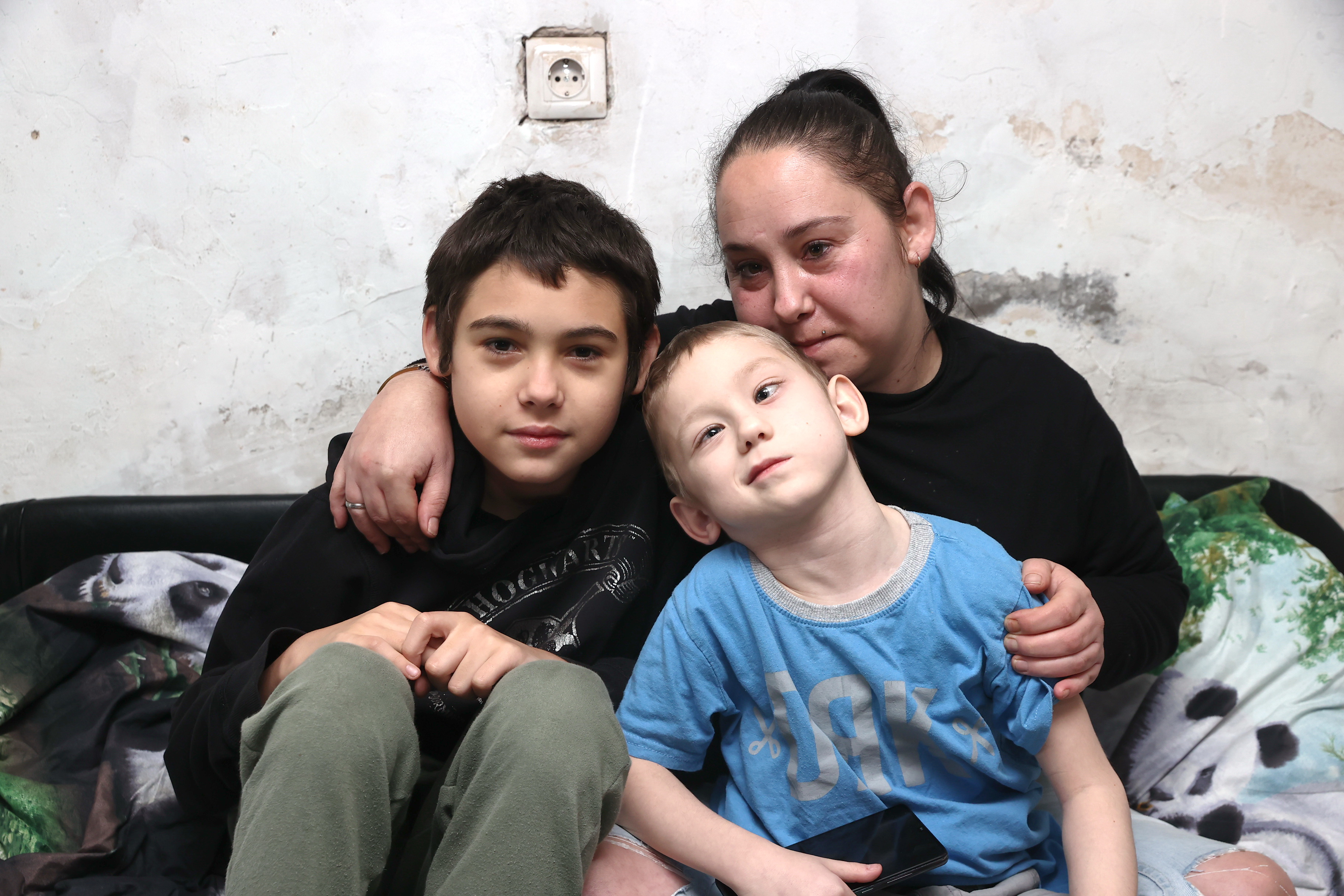 Próbára teszi a sors a mezőszilasi családanyát – Így él beteg gyermekeivel Hermina