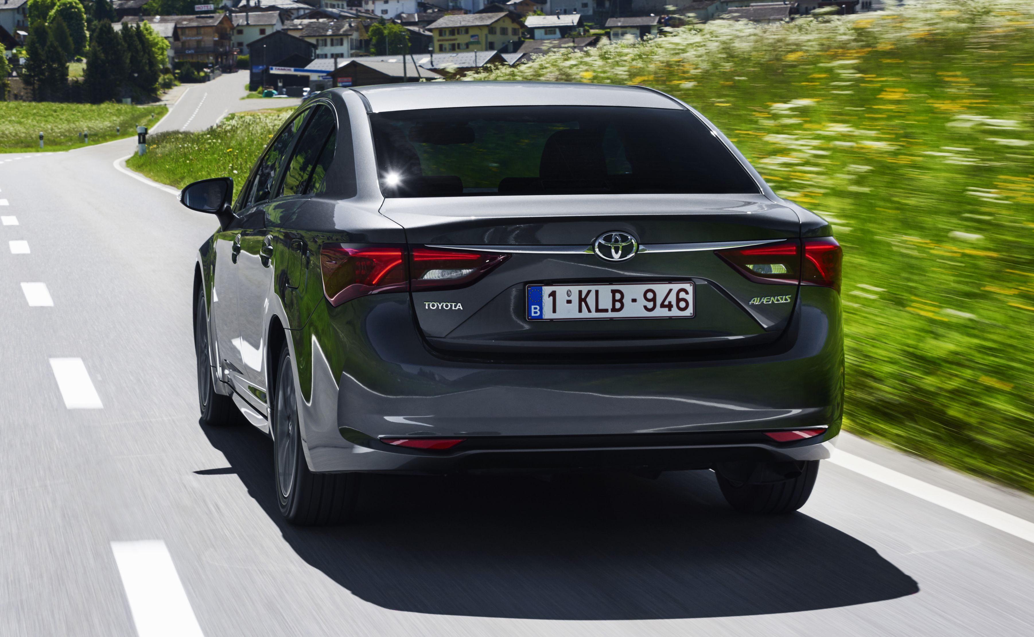<b>Toyota avensis</b> w 2015 straciła w oczach złodziei? Przestępcy w zeszłym roku od stycznia do listopada ukradli 125 sztuk tego auta. W 2014 japoński model był na 10. miejscu z wynikiem 198 sztuk