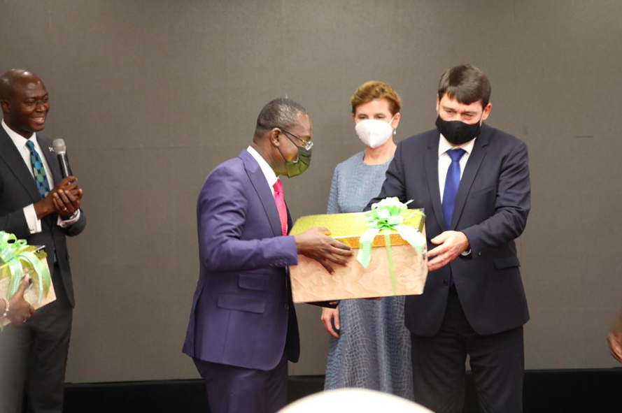 Hungarian President visits Kumasi wastewater treatment plant