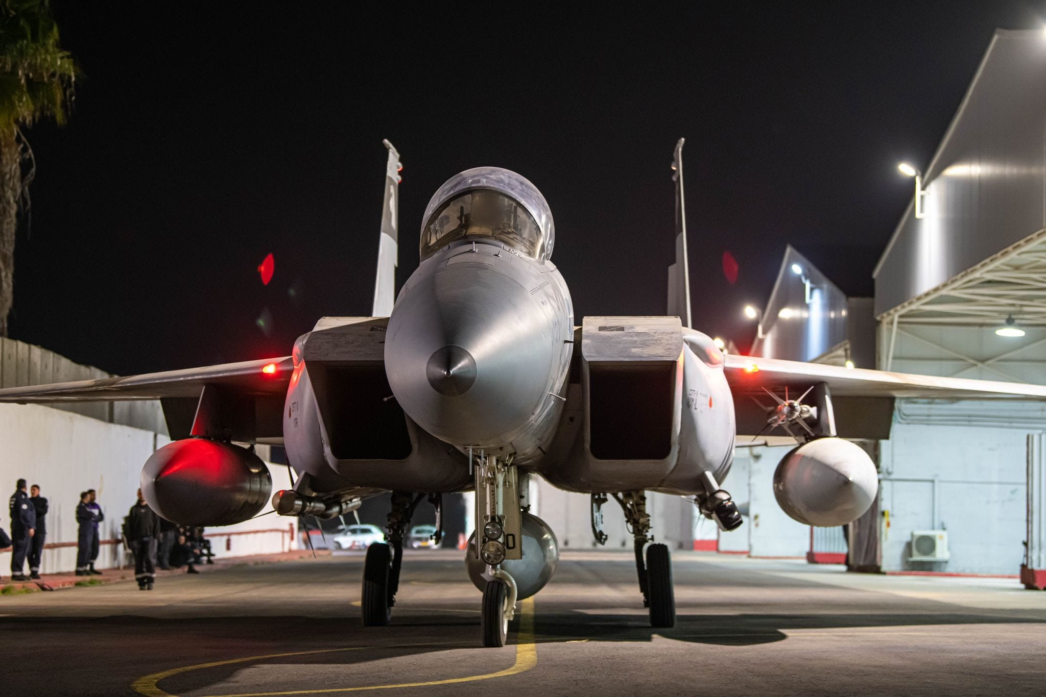 Top 10 countries with most bombers and superior air force