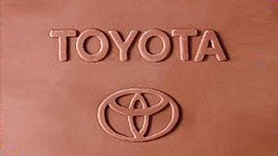 Auta Toyoty porozmawiają z kierowcą i ostrzegą przed zmęczeniem