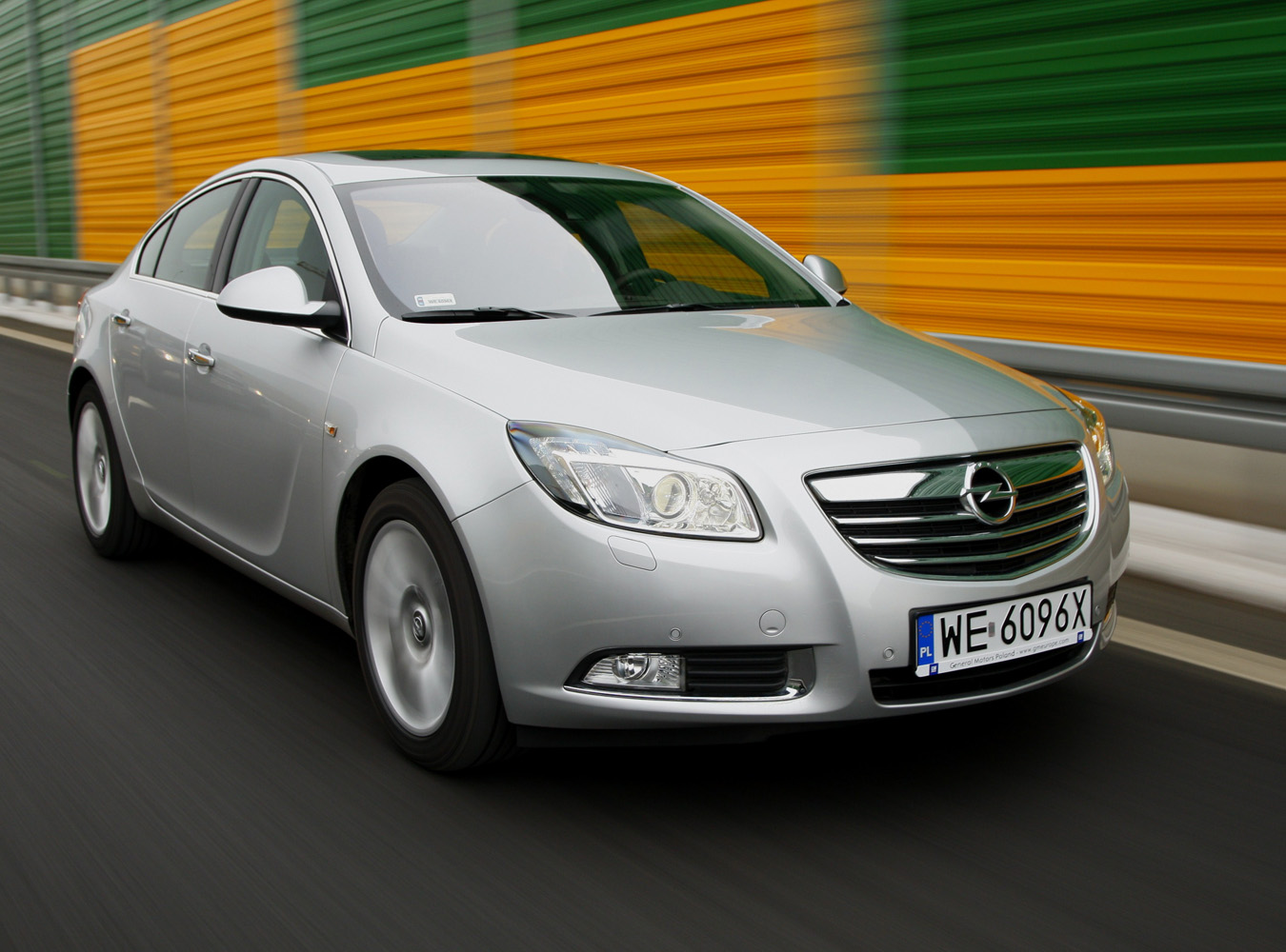 Zeszłoroczny zwycięzca opel insignia został nieznacznie pokonany przez astrę i tym samym zajął drugie miejsce w kategorii