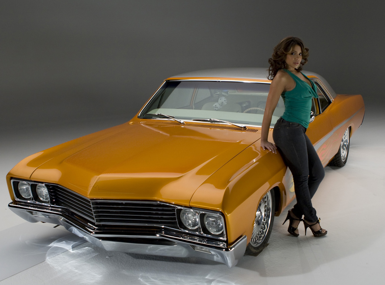 Kubanka Vida Guerra w sesji dla magazynu Low Rider