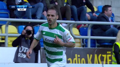 Arka - Lechia (1:2): Flavio górował w polu karnym rywali! Portugalczyk strzelił gola głową po powietrznym pojedynku