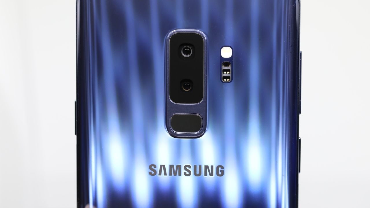 Samsung možno chystá mobil s rozťahovacím displejom