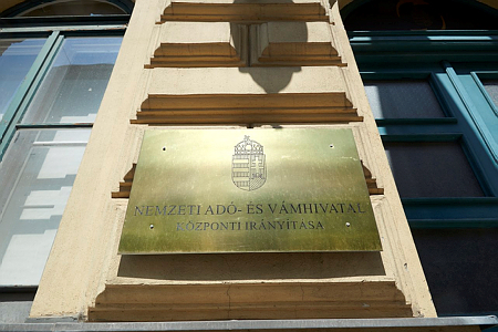 Fontos bejelentést tett a NAV: érkeznek az adószámla-értesítők