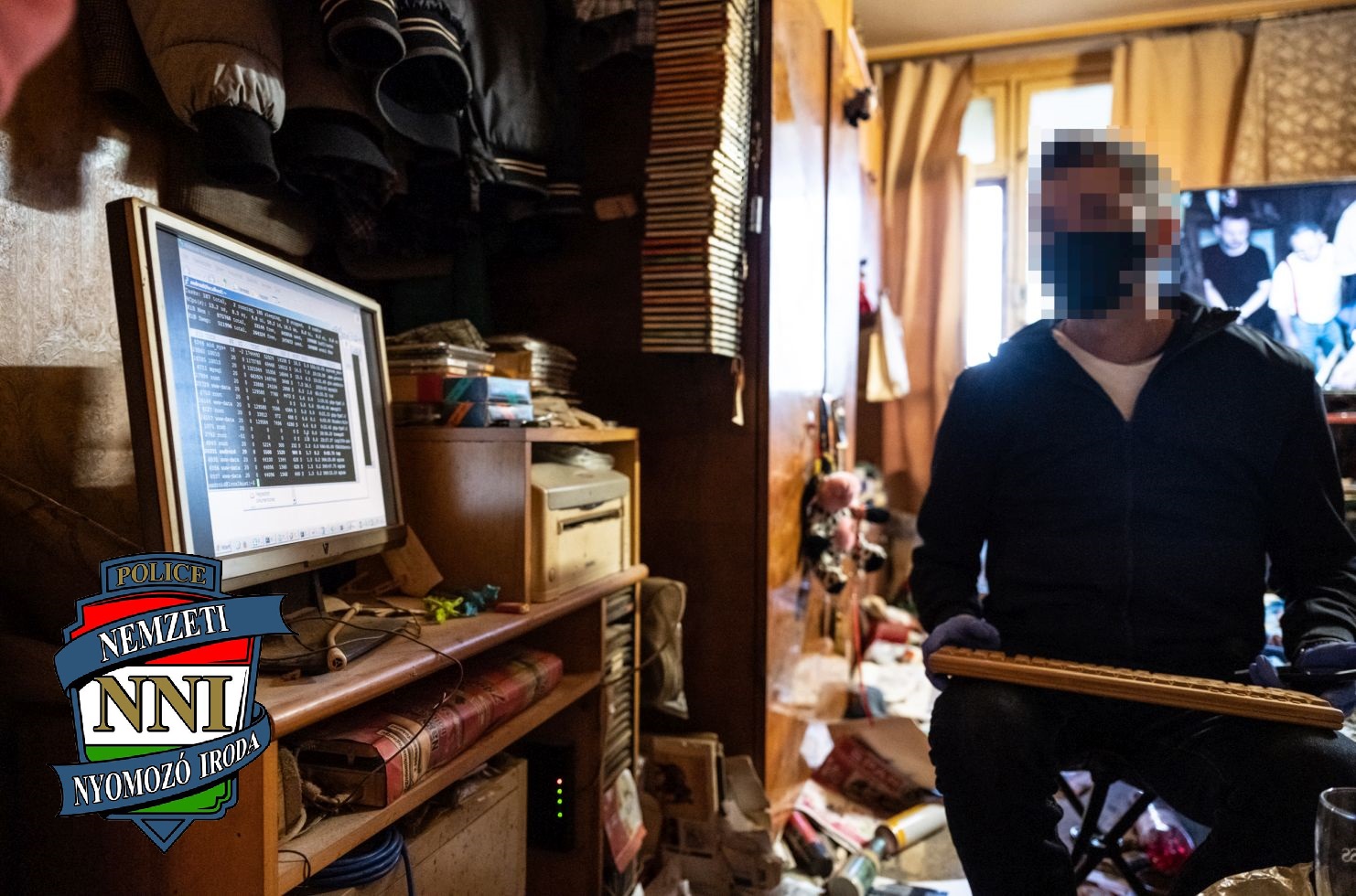 Saját gyerekeikkel is fajtalankodtak a budapesti darkwebes szörnyetegek: 4 éves áldozatai is vannak a pedofil bandának – videó