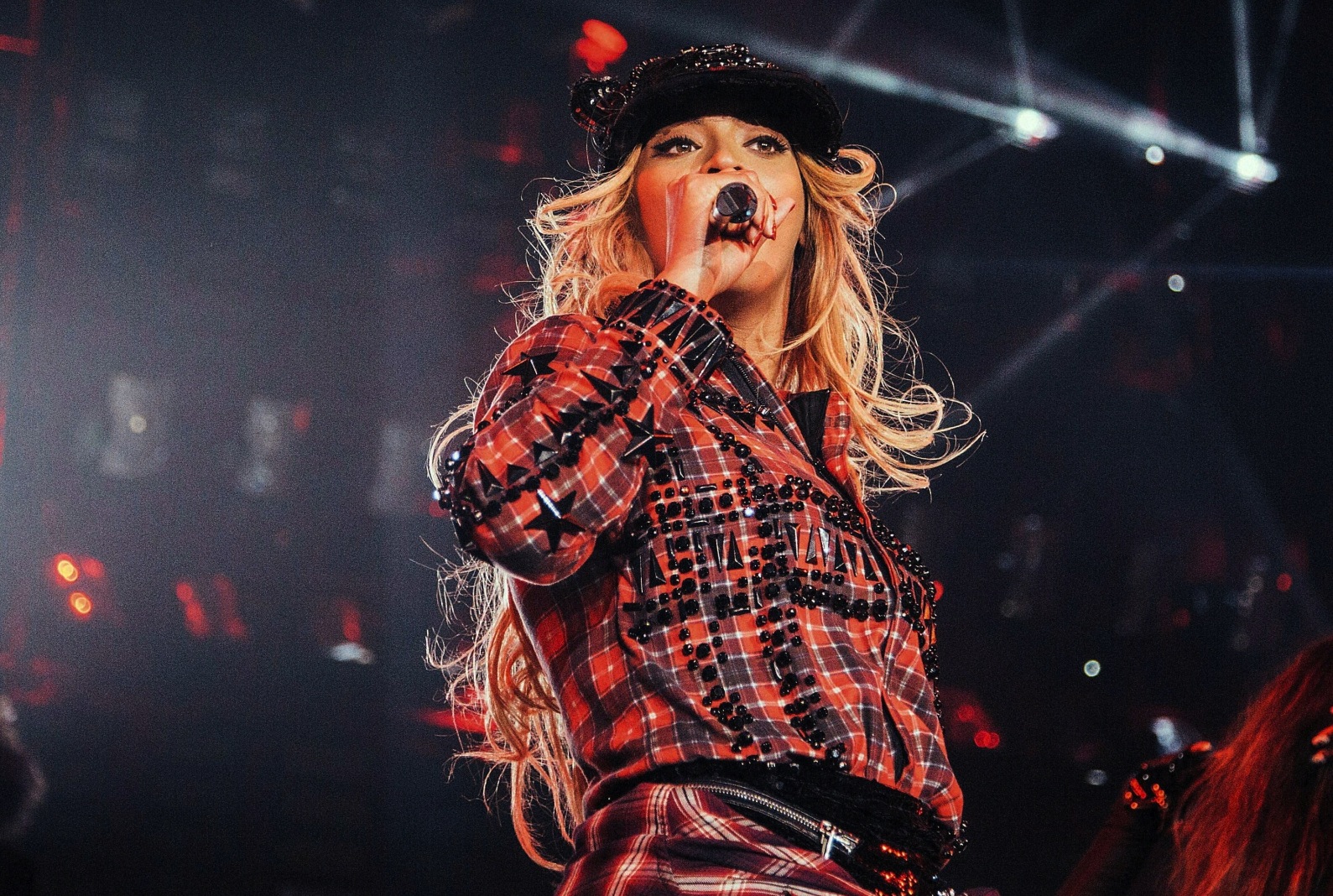 Beyoncé podczas koncertu w ramach
