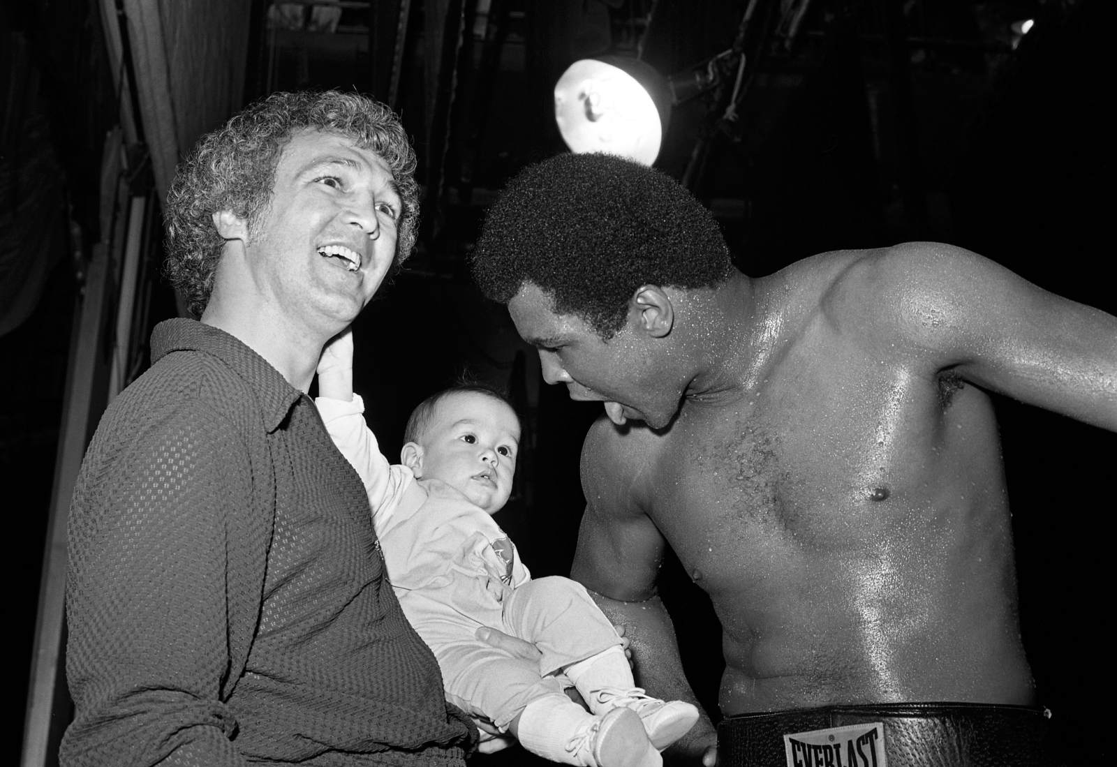 MUHAMMAD ALI NIE ŻYJE