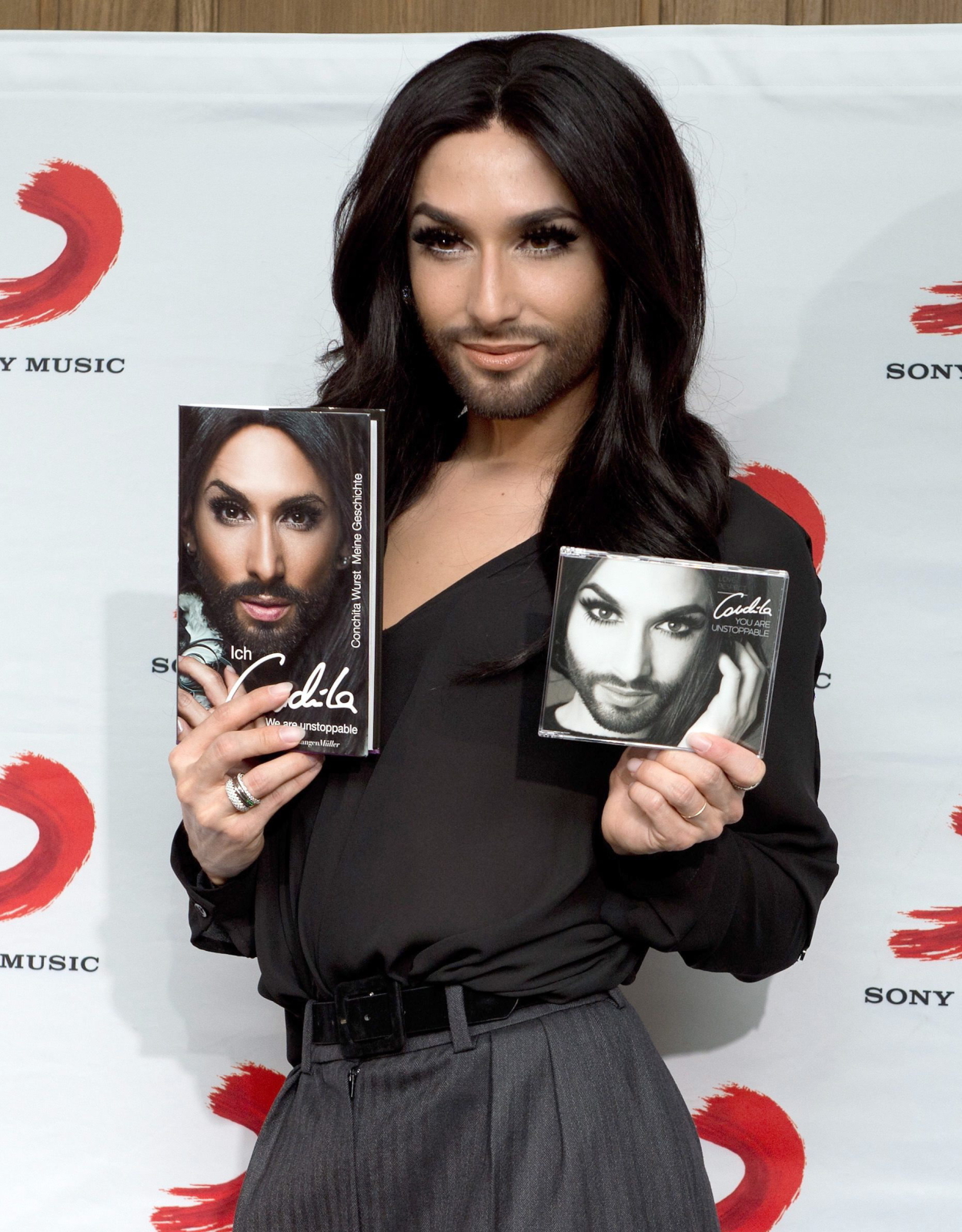 Conchita Wurst promuje swoją autobiografię w Berlinie