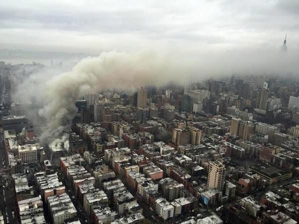 USA NEW YORK BUILDING COLLAPSE 