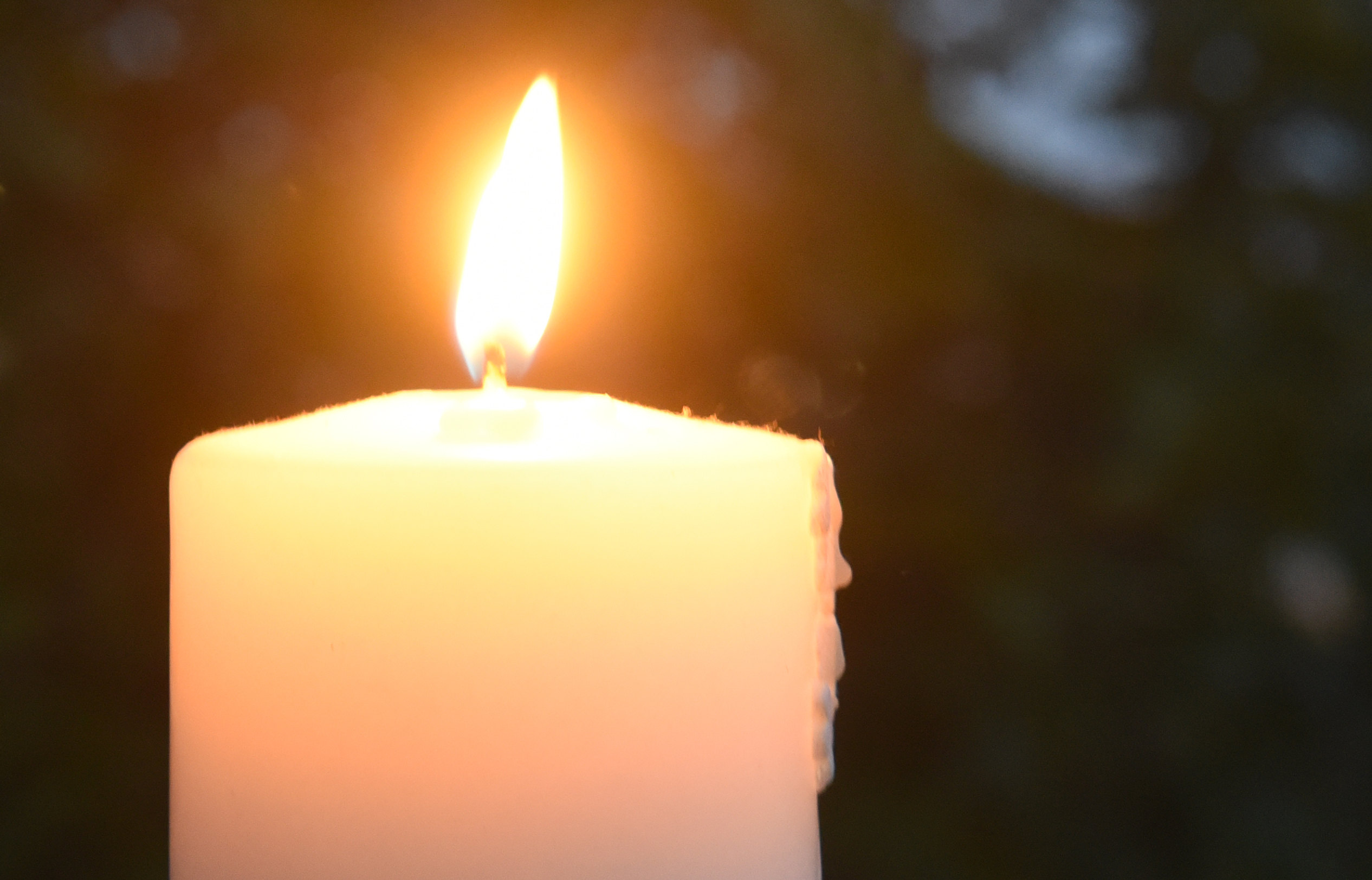 Meghalt Orosz László