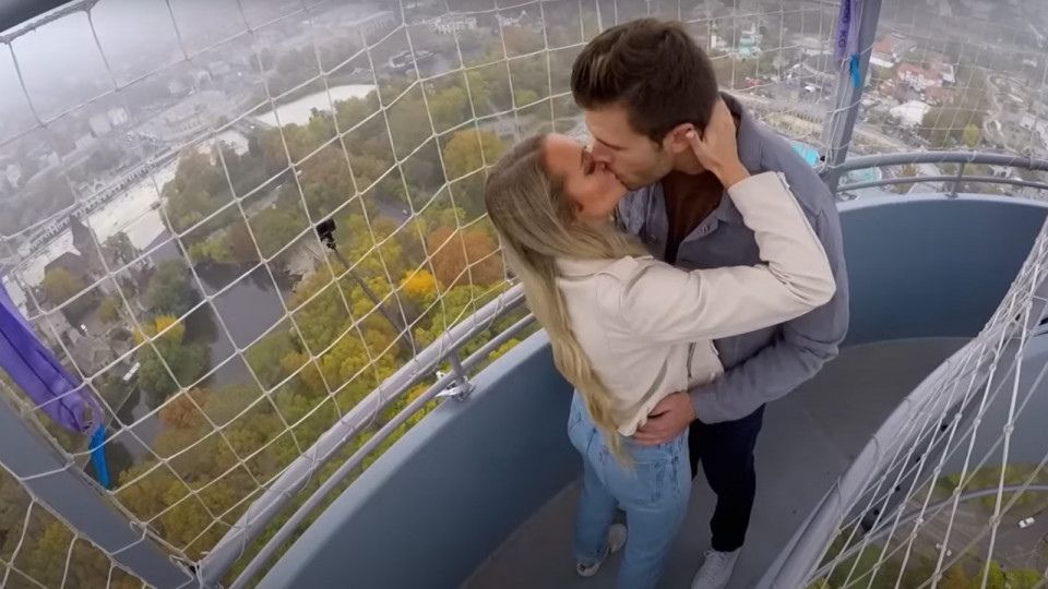 Budapesten forgatott romantikus randevút az amerikai Nagy Ő stábja