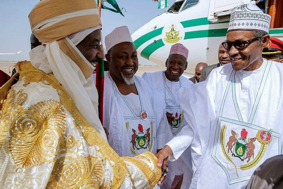 President Buhari is welcomed by Emir of Kano 
