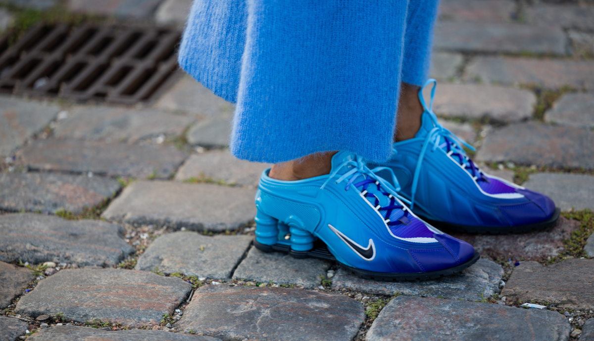 Az idei őszt a színes tornacipő fogja feldobni.