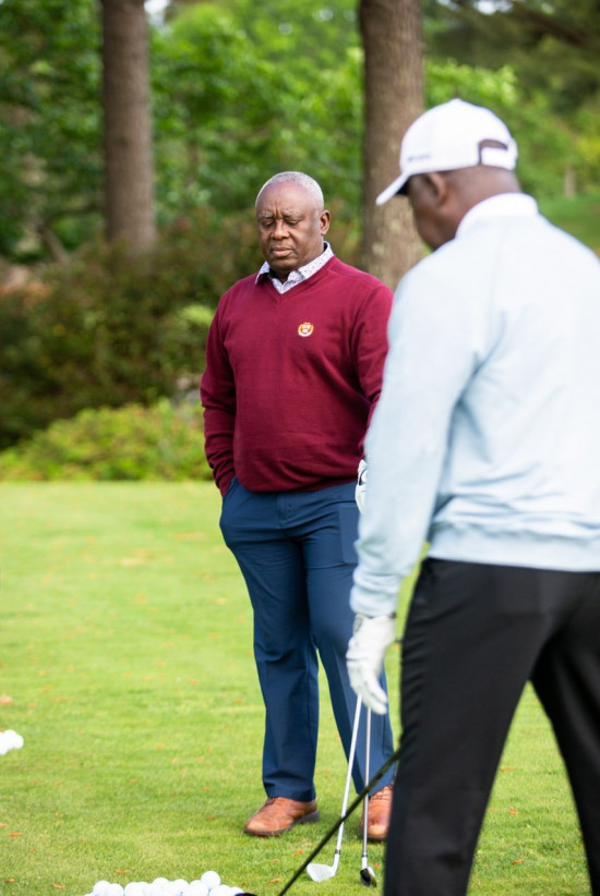 Asantehene plays golf 