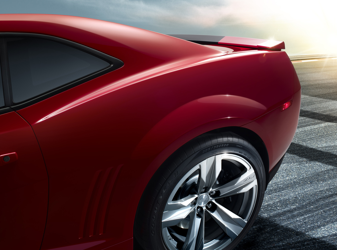Oto chevrolet camaro ZL1 - amerykańska maszyna do produkcji adrenaliny i palenia opon; zadebiutowała podczas salonu samochodowego w Chicago. Dzięki doładowanemu silnikowi V8, o mocy 550 KM, model camaro ZL1 będzie najszybszym modelem w rodzinie camaro, jaki kiedykolwiek znalazł się w ofercie marki Chevrolet.