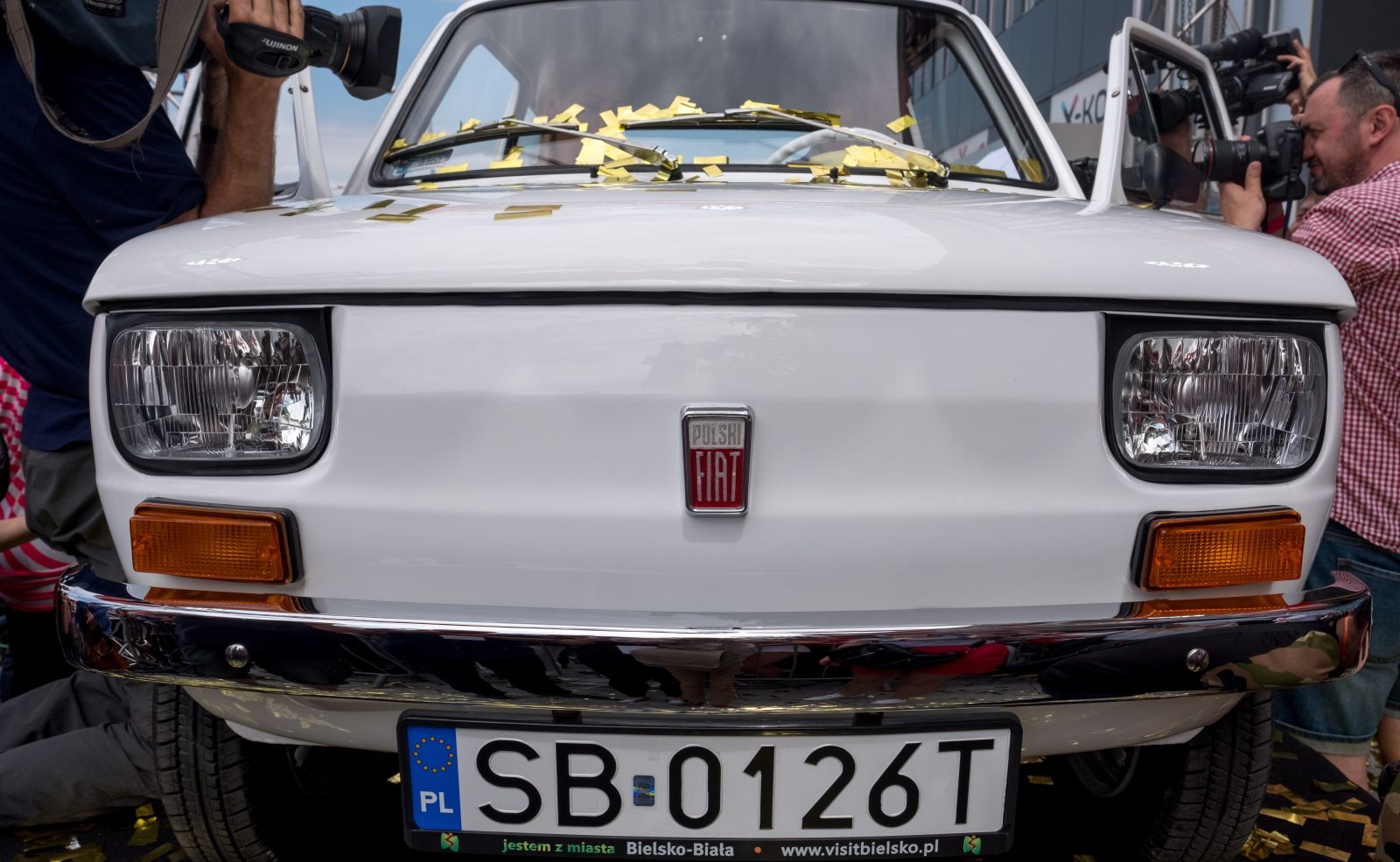 Fiat 126p jako urodzinowy prezent dla Toma Hanksa