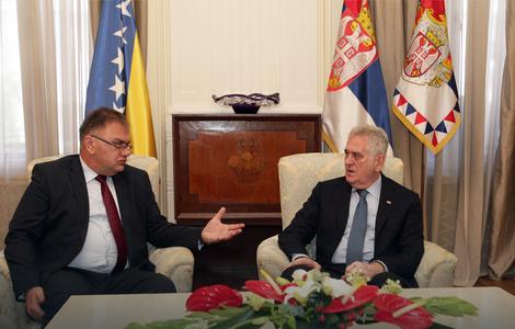 Predsednik Srbije Tomislav Nikolić sastao se danas sa srpskim članom Predsednistva BiH Mladenom Ivanićem