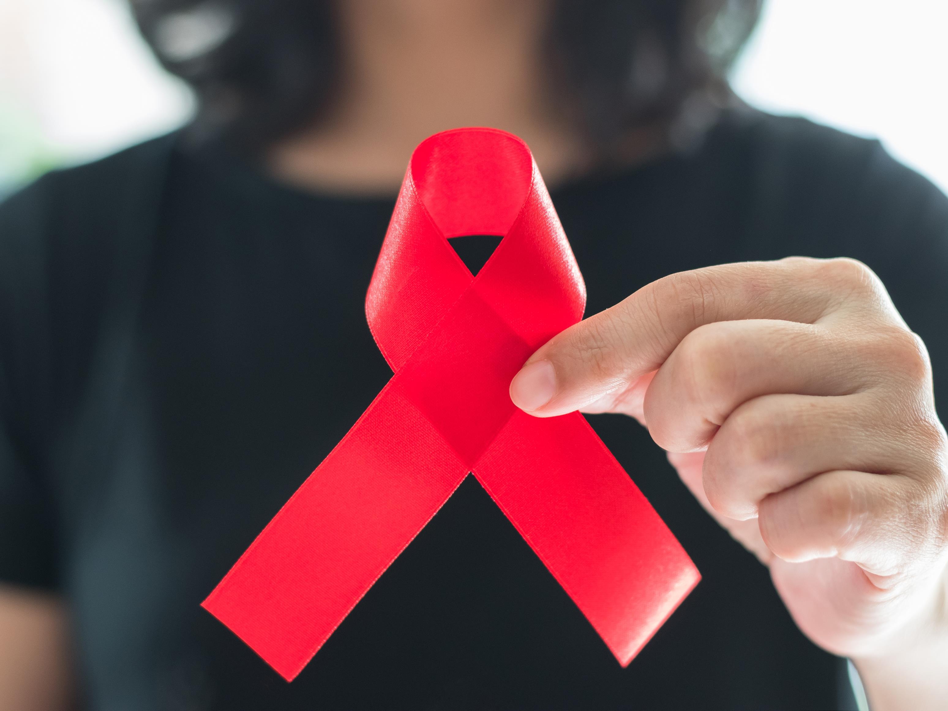 Aids Jest Groźną Chorobą Zakaźną Wywoływaną Przez Wirusa Ludzkiego 1 grudnia - Światowy Dzień AIDS