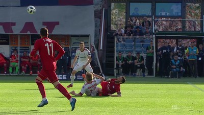 Górnik Z. - Wisła K. (0:0): Nieprawdopodobne! Imaz minął bramkarza, miał przed sobą opuszczoną bramkę i... trafił w obrońcę