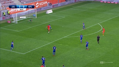 Zagłębie - Wisła P. (1:0): Fenomenalne zagranie Świerczoka! Napastnik "wkręcił" w ziemię obrońcę i strzelił nie do obrony. Ależ drybling!
