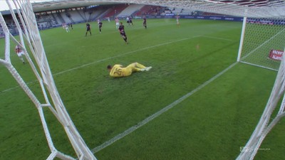 Cracovia - Pogoń (1:3): Bursztyn znów na posterunku! Piątek uderzył mocno, ale nie zdołał pokonać rywala