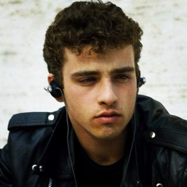 Eros Ramazzotti na początku swojej kariery (w 1984 roku)